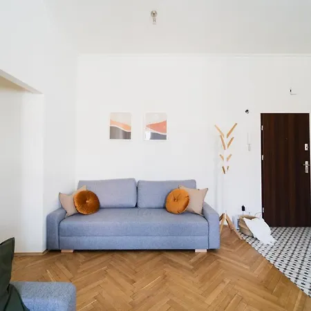 Big - Market Square - Rynek 42 - 3 - 14 People Apartment